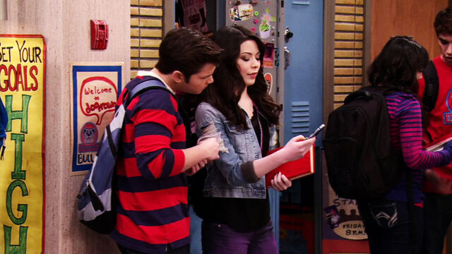 File:IOaR-CreddieScreencaps-19.jpg