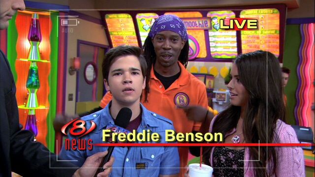 File:ISam's Mom-Freddie News 8.jpg