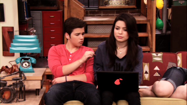 File:IHaI-CreddieScreencaps-07.png
