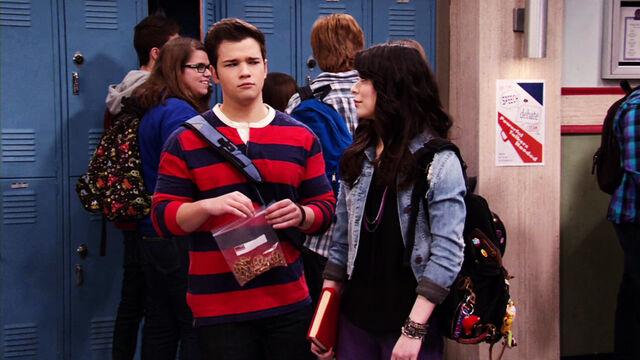 File:IOaR-CreddieScreencaps-48.jpg