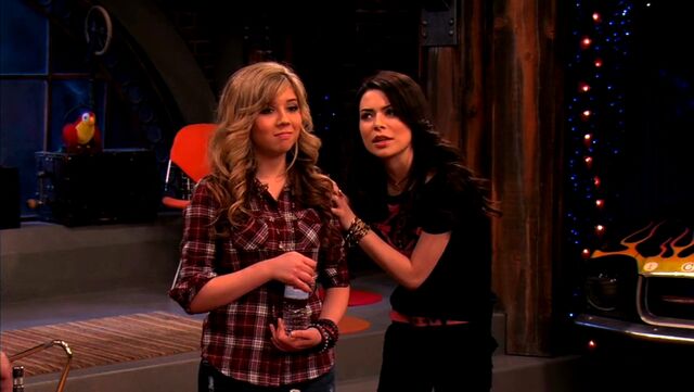File:ICarly.S04E10.iOMG-HD.480p.Web-DL.x264-mSD.mkv 000342978.jpg
