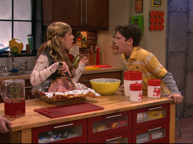File:Icarly-00118.png