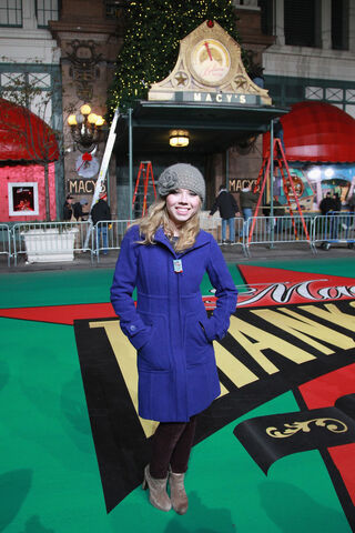 File:Nettie2013m.jpg