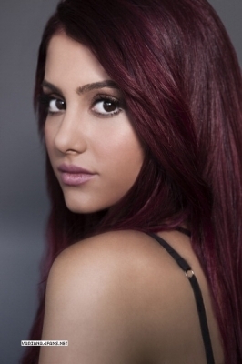 File:Ariana Grande.jpg