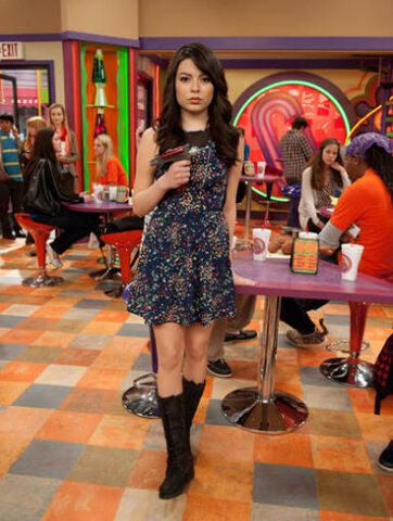 File:Tumblr m5bt6gN21J1r6tulao5 400.jpg