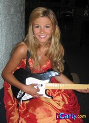 LeAnn Carter