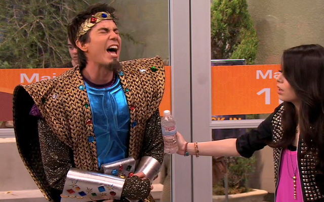 File:Sparly2 isafw.png