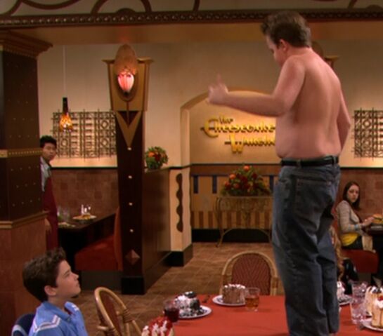 File:Gibby dance iWAD.jpg