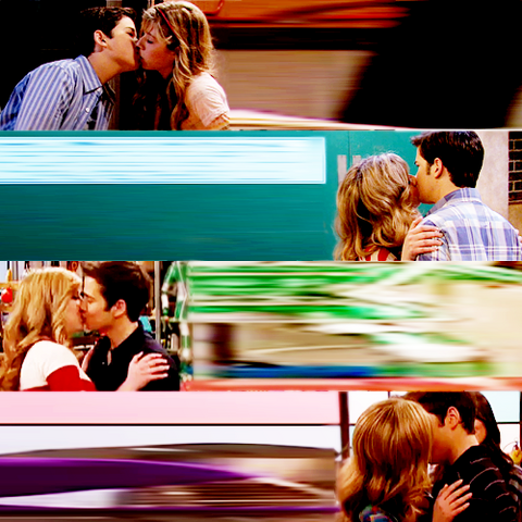 File:All 4 kiss sedie.png