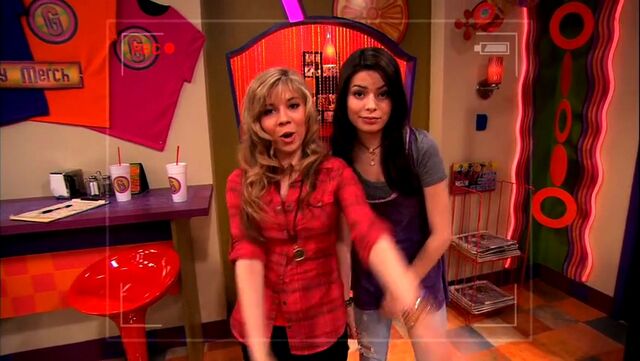 File:ICarly.S04E09.iPity.the.Nevel-HD.480p.WEB-DL.x264-mSD.mkv 000988363.jpg