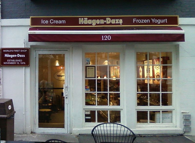 File:Haagenfirstshop.png
