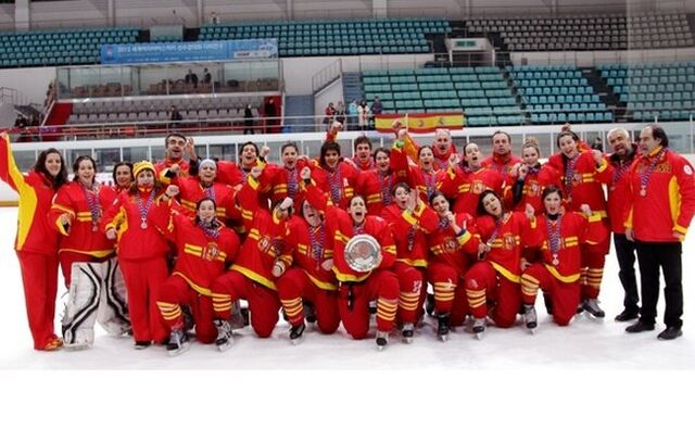 File:2012SpainWomen.jpg