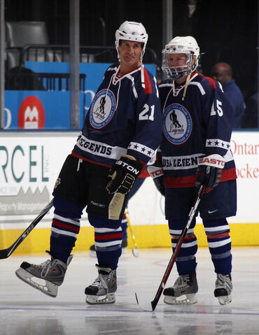 File:TonyGranato ShelleyLooney2010.jpg