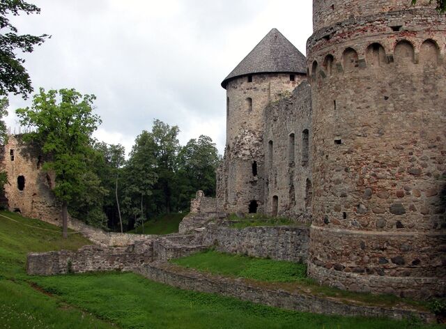 File:Cēsis.jpg