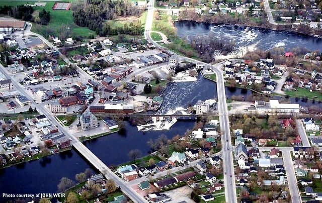 File:Almonte, Ontario.jpg