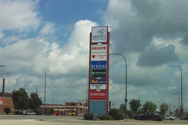 File:Garden City, Manitoba.jpg