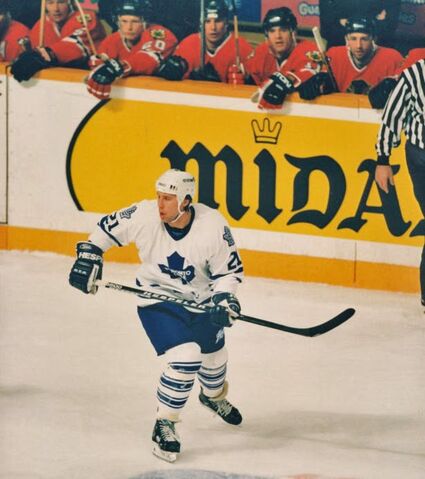 File:Warrenrychel.jpg