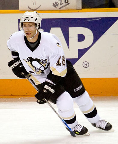 File:DominicMoore.jpg