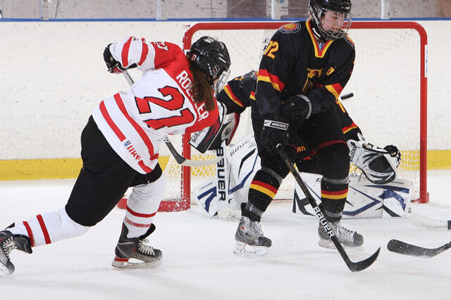 File:CydneyRoesler CanadaU18.jpg