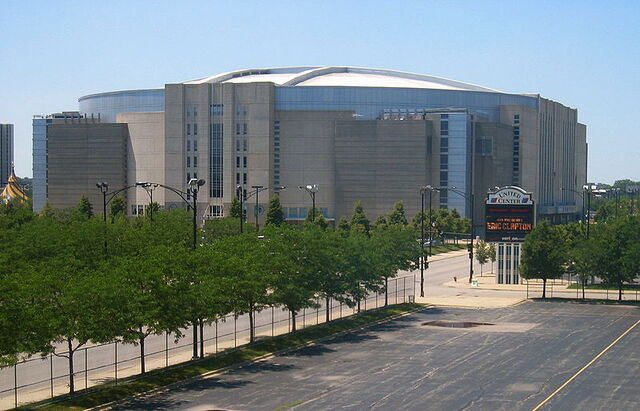 File:United Center 060716.jpg