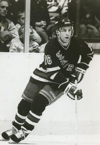 File:Kellykisio.jpg