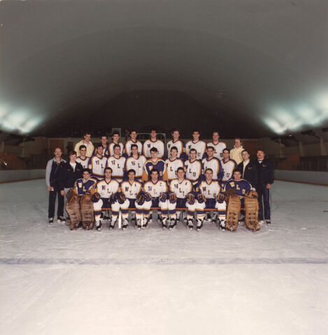 File:88-89WLU.jpg