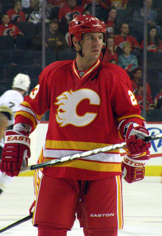 File:Scott Hannan Flames.png