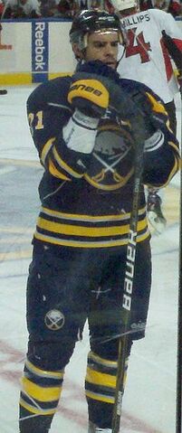 File:Drew Stafford 2.jpg