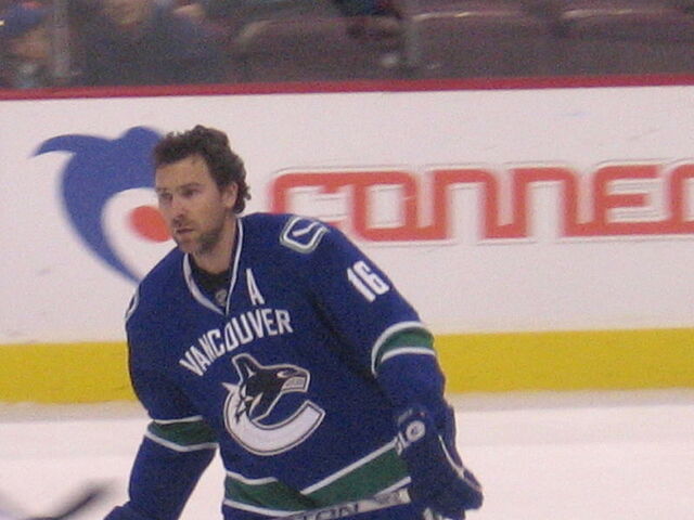 File:Trevor Linden 2007a.jpg