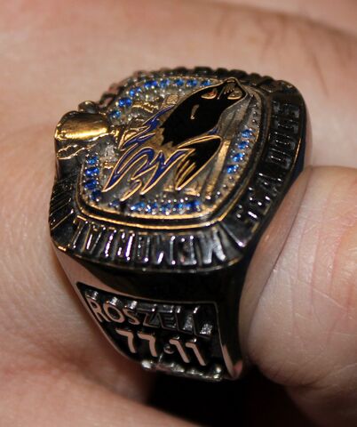 File:2011 Memorial Cup championship ring.jpg