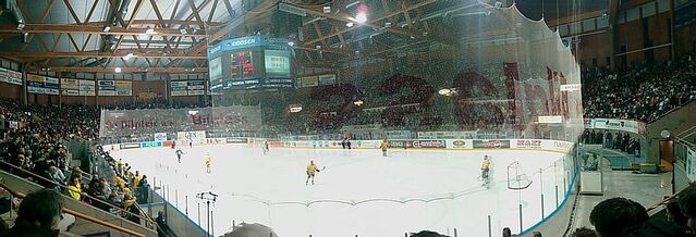 File:Hamar OL-Amfi indoor.jpg