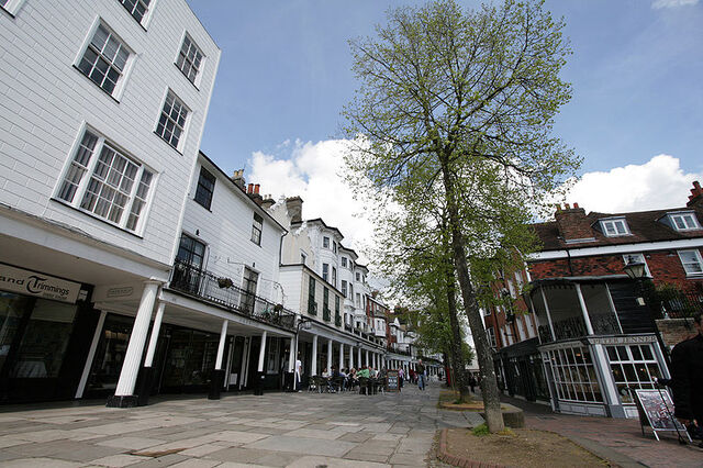 File:Royal Tunbridge Wells.jpg