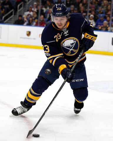 File:Sam Reinhart 2017.jpg