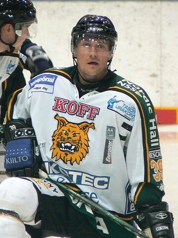 File:Viitakoski Vesa Ilves 2.jpg