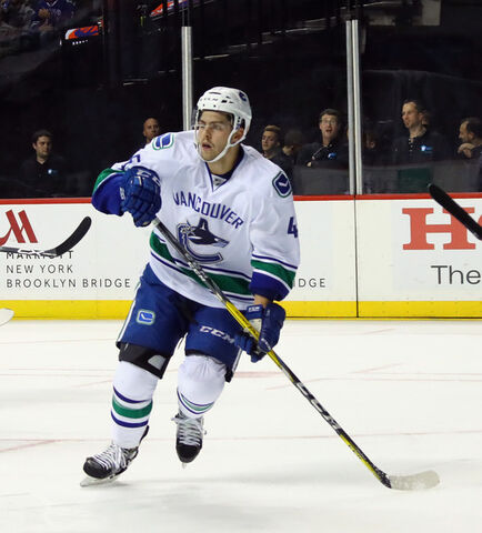File:Chaput Canucks 2016.jpg