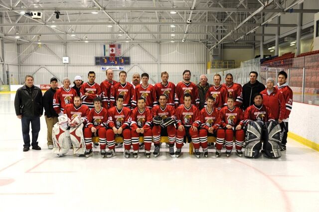 File:2010-11 Fort Frances Thunderhawks.jpg