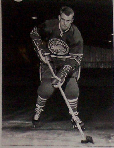 File:Mikelaughton.jpg