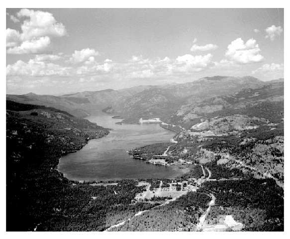 File:Christina Lake, British Columbia.gif