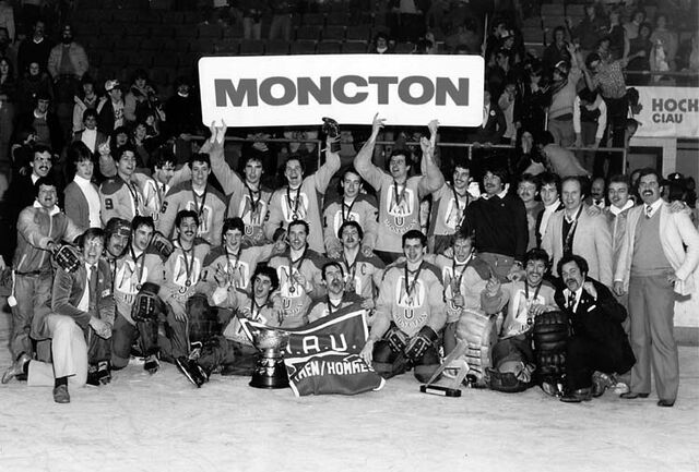 File:Moncton-1982-UCup.jpg