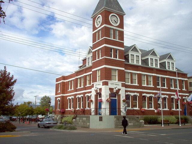 File:Duncan, British Columbia.jpg