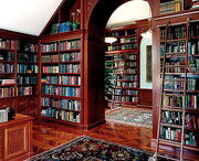 Home-library-for-large-room