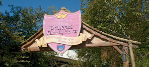 Disney-princess-fantasy-faire alt