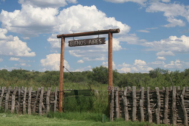 File:Buenos Aires.jpg
