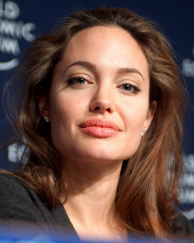 ファイル:Angelina Jolie.png