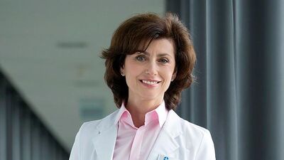 Marijam-agischewa-ist-prof-dr-katrin-patzelt-102~ v-standard644 5d0643