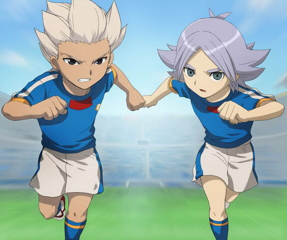 Fichier:Fubuki-Shirou-and-Gouenji-Shuuya-inazuma-eleven-17203783-700-584.jpg