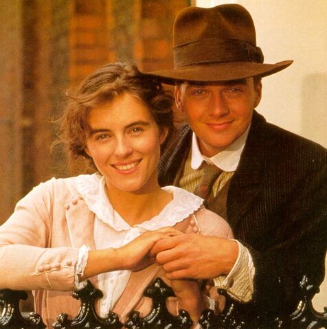 File:Indy&vicky.jpg
