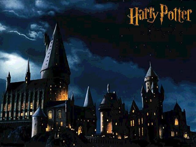 File:Hogwarts.jpg