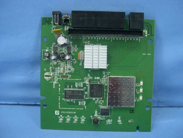 File:Linksys E2000 v1.0 FCCf.jpg