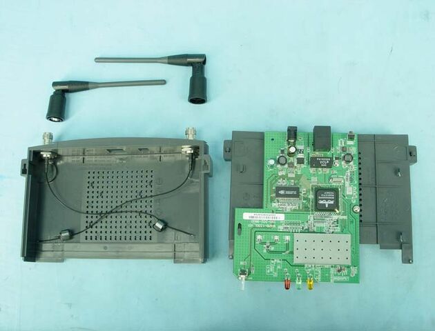 File:Linksys WAP54G v3.0 FCCf.jpg